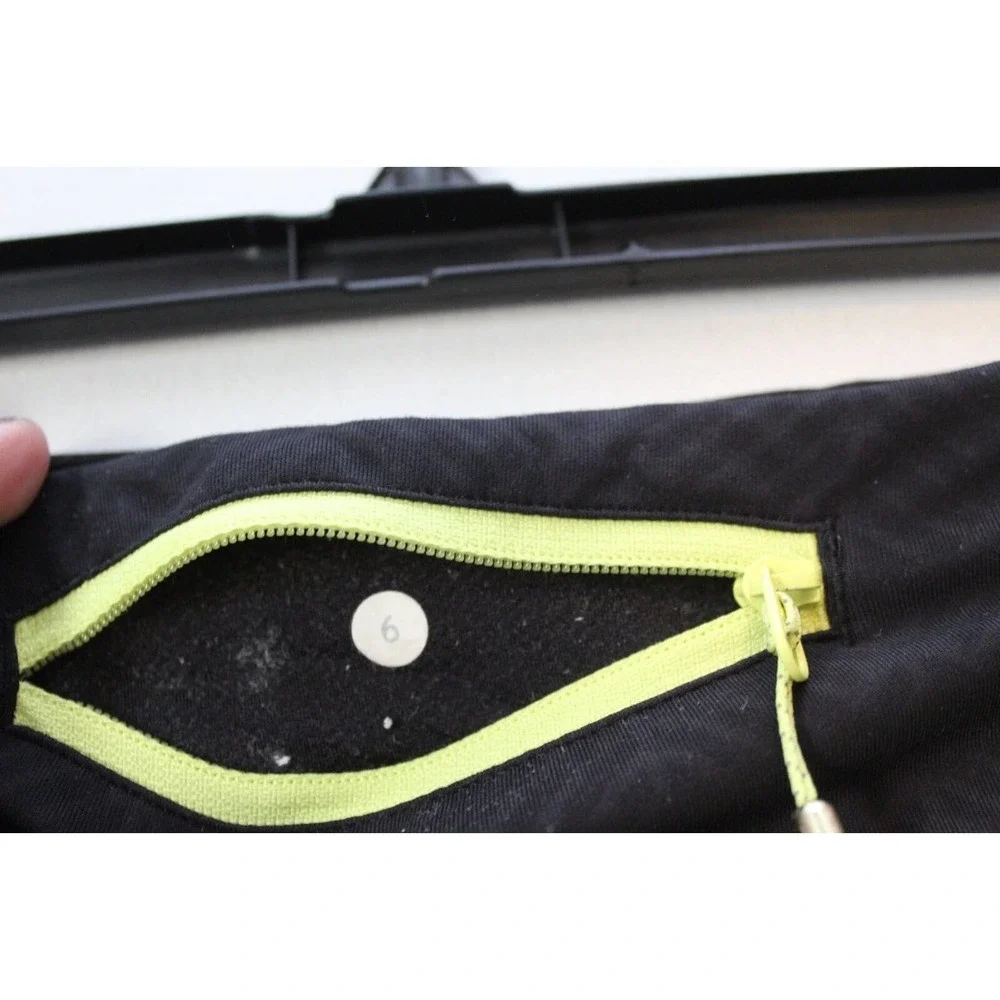 Lululemon Run Speed Short Dottie Dash Clarity Yellow Black Women's Size 6 H14252 - Picture 9 of 10